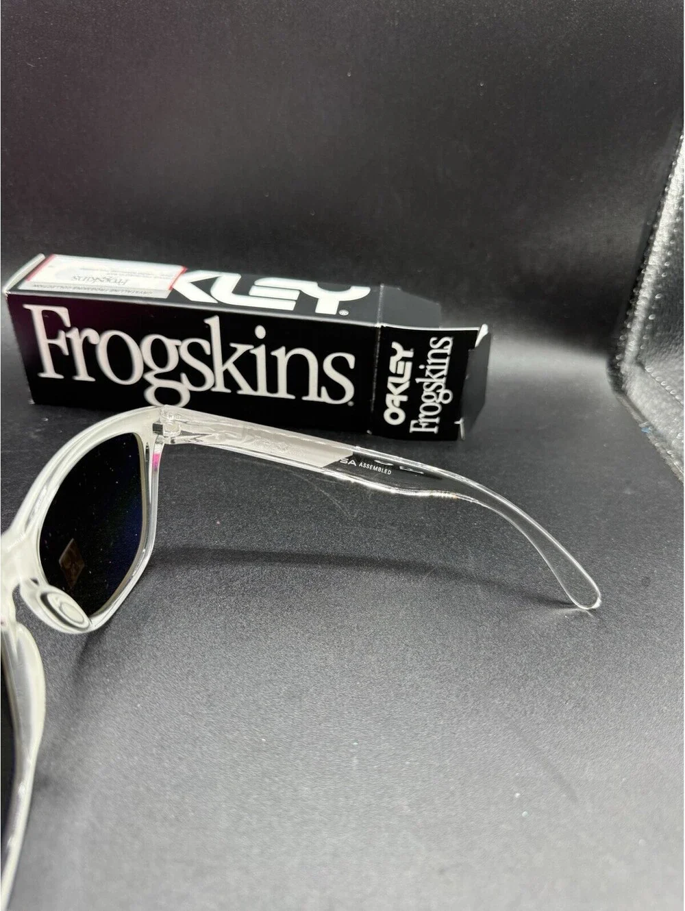 Oakley Frogskin Polished Clear/Prizm Sapphire Polarized OO9013-F355